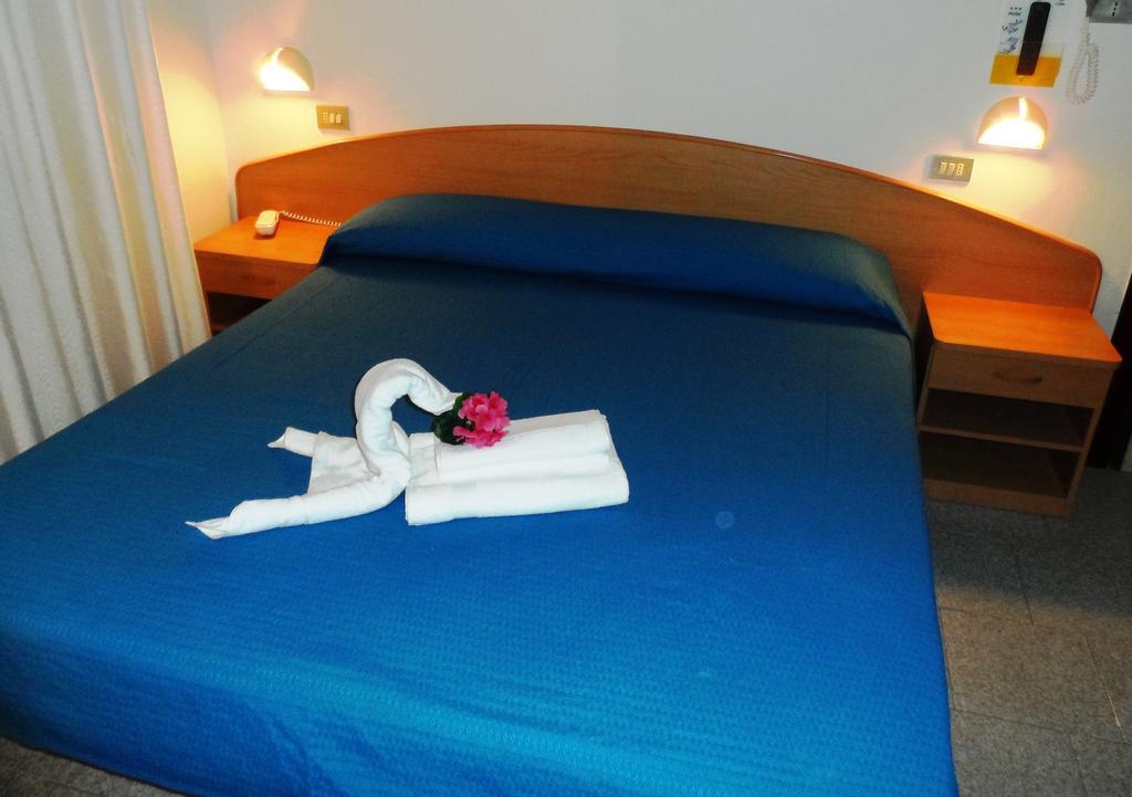Hotel La Dolce Vita Rimini Ruang foto
