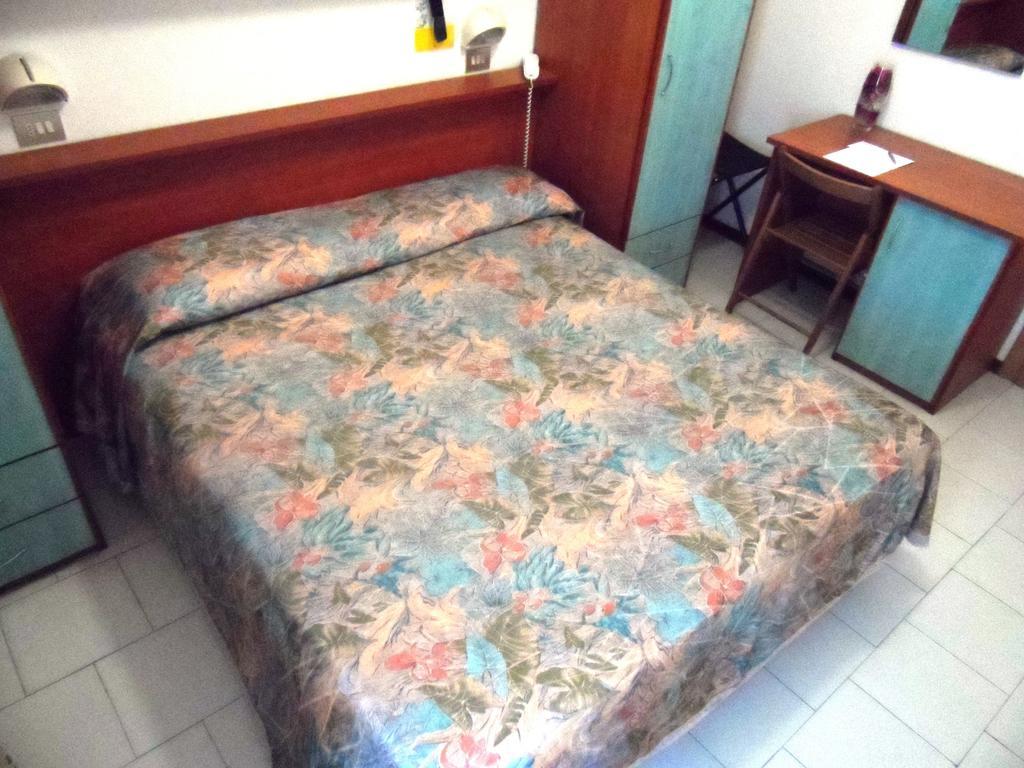 Hotel La Dolce Vita Rimini Ruang foto
