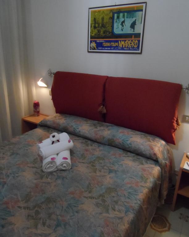 Hotel La Dolce Vita Rimini Bagian luar foto