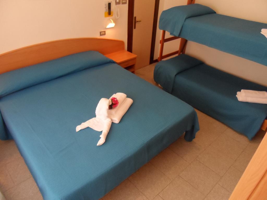Hotel La Dolce Vita Rimini Ruang foto