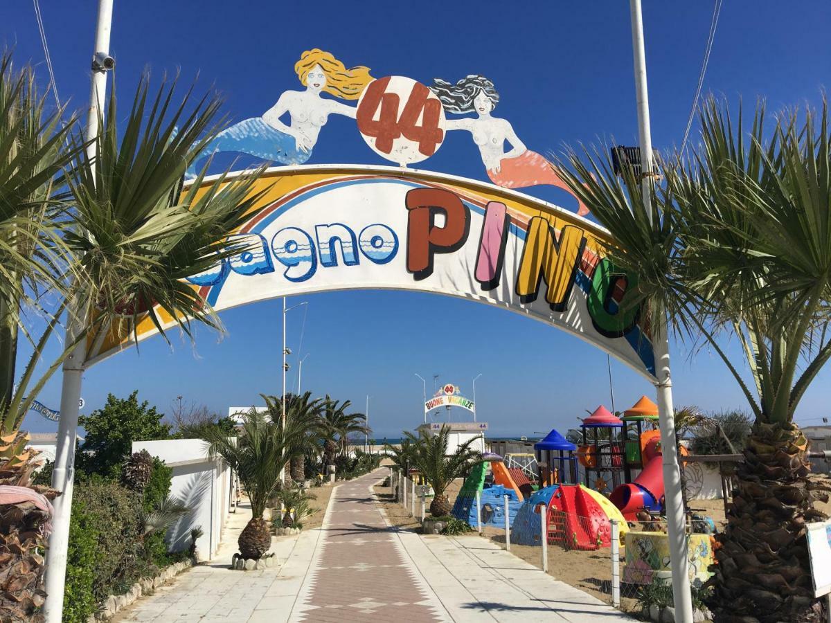 Hotel La Dolce Vita Rimini Bagian luar foto